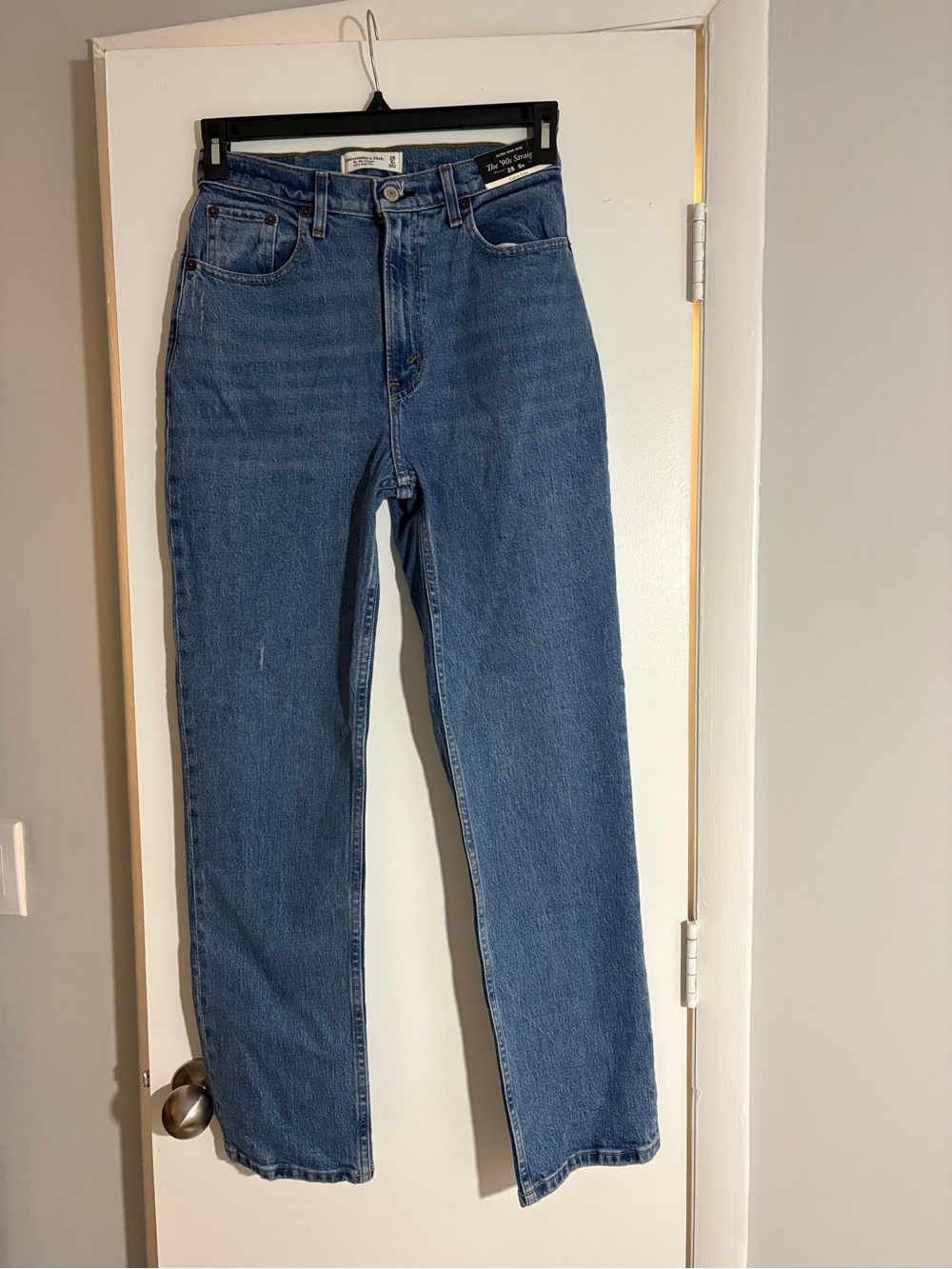 Abercrombie & Fitch 90’s Straight Ultra High Rise Jeans